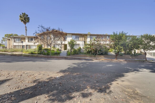 3867 Potomac Ave.