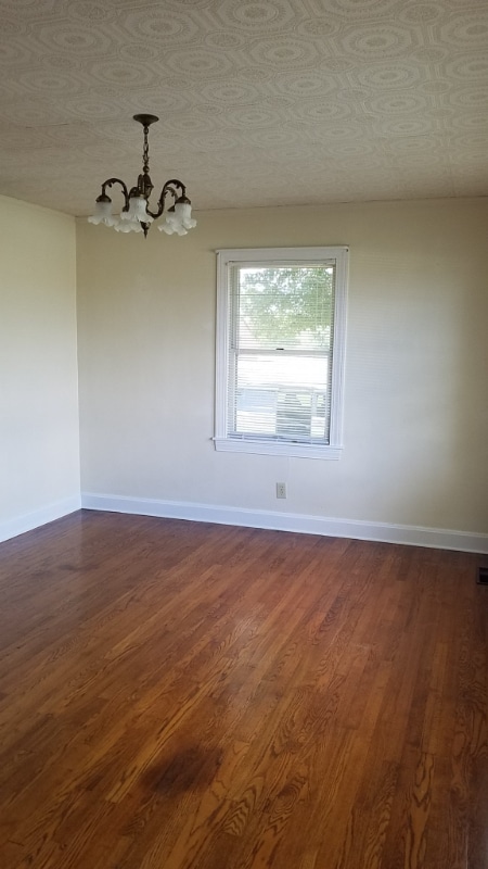 Photo - 7055 St John Rd