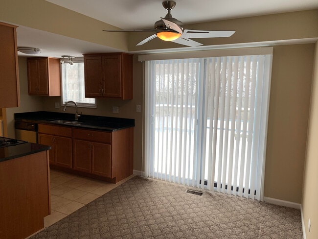 Photo - 1818 Whitney Dr