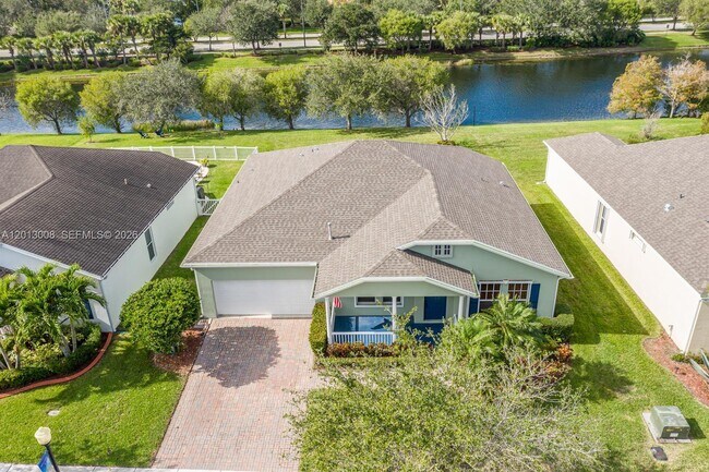 Photo - 10671 SW Waterway Ln