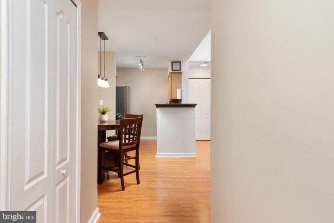 Photo - 8961 Town Center Cir Unit 1-310