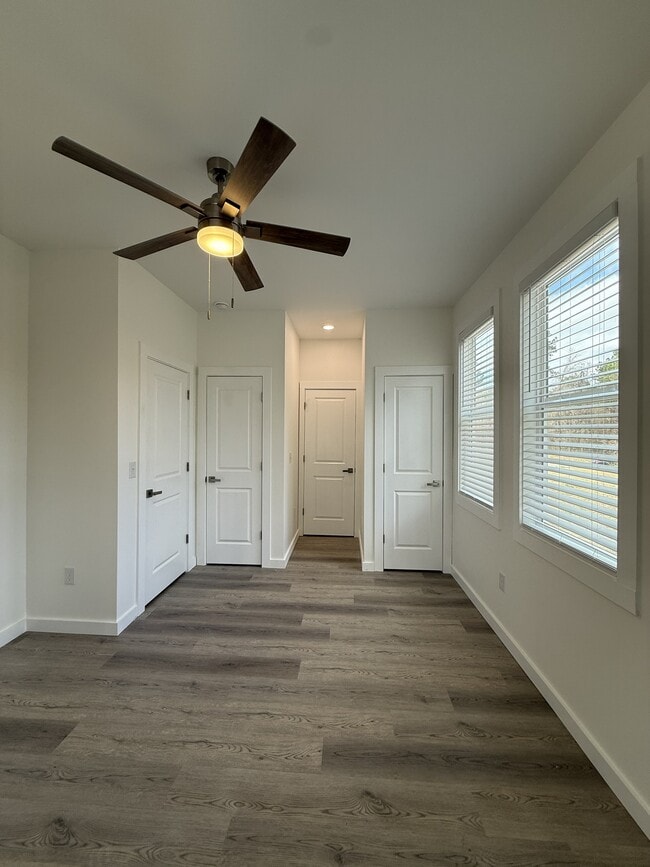 Photo - 631 Morreene Rd Unidad 2 Story