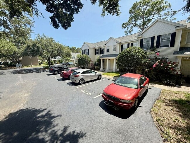 Photo - 13706 Forest Lake Dr