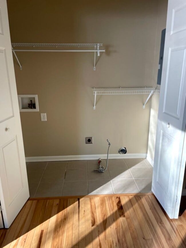 Photo - 3 Bdrm/2 bath Ranch - Lilly Lake