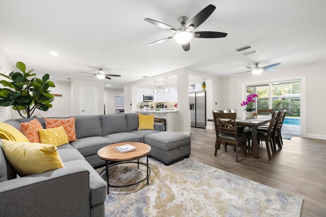 Building Photo - 802 Camelia Dr Unit SI ID1023108P