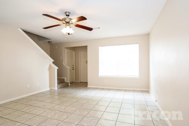 Photo - 3119 Kelling St