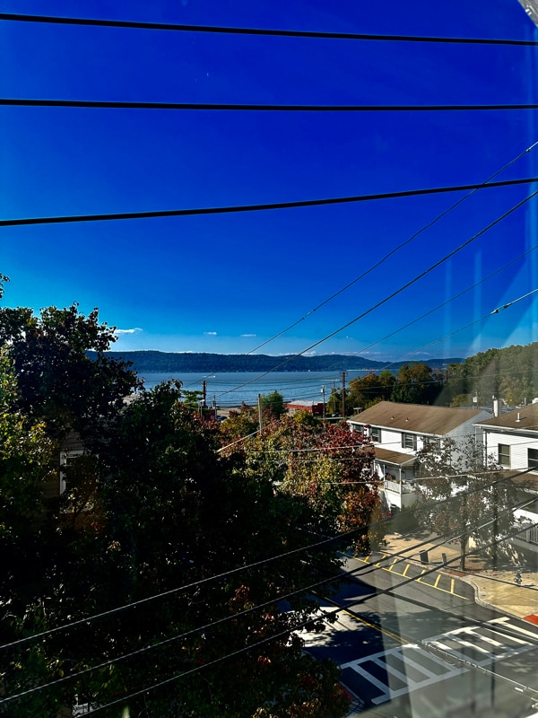 Building Photo - 19 Main St