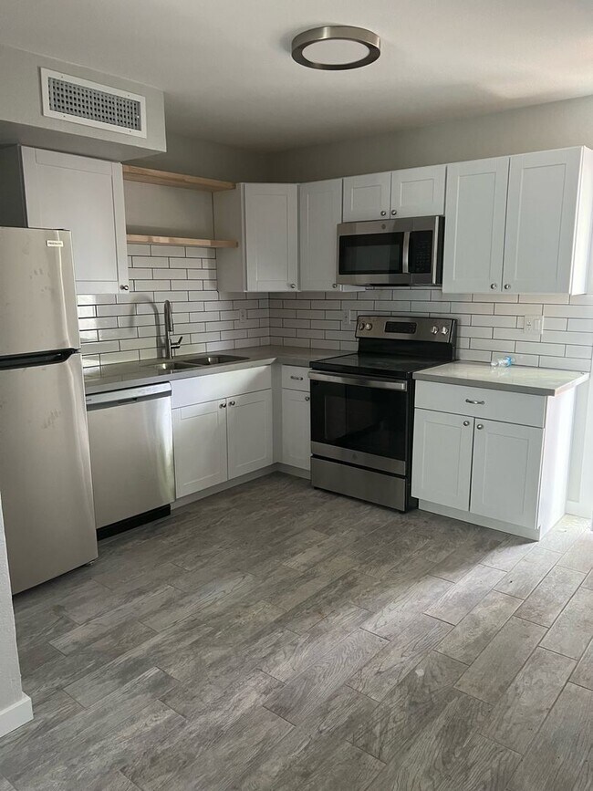 Photo - 12730 W Amy Dr