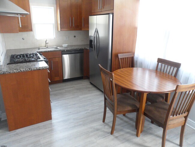 Photo - 11 S Jefferson Ave