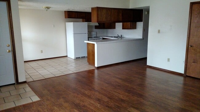 Photo - 1012-1014 N 5th Unit 1014 N 5th
