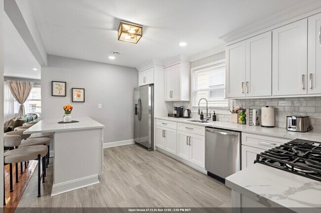 Photo - 728 John F. Kennedy Blvd Apartment Unit 2