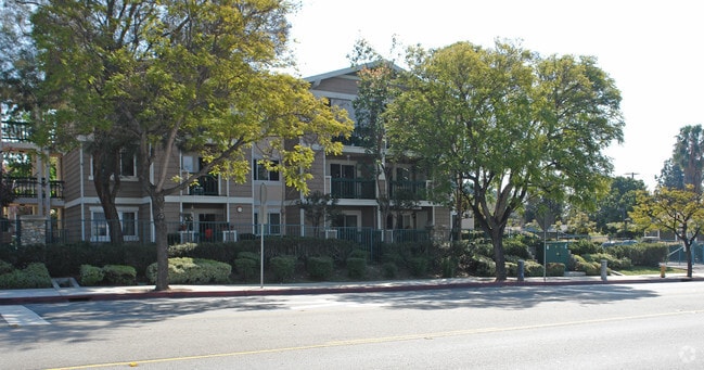 Photo - Claremont Villas