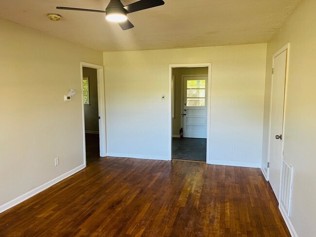 Photo - 531 Locke St Unit 531 Locke St-  A