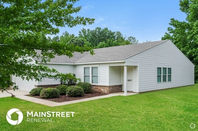 Building Photo - 30037 Westfield Dr Rental