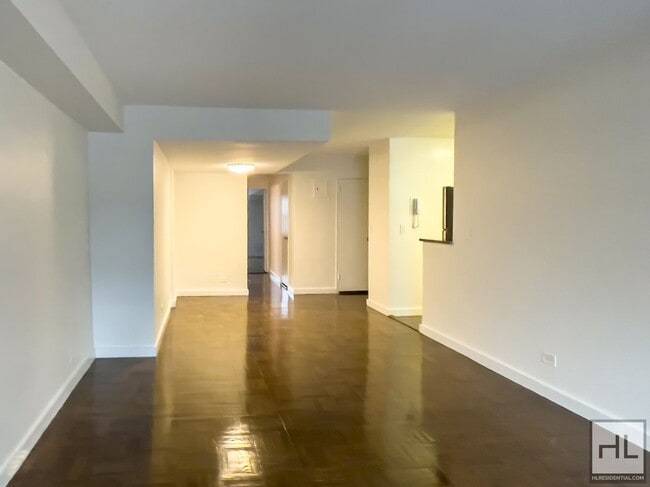 Photo - EAST 63 STREET Unidad 12K