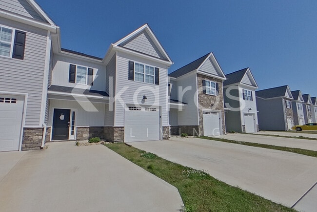 Photo - 3713 Oak Leaf Wy