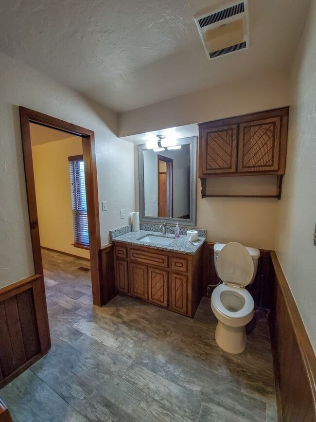 Photo - 3 bedroom 2 bath home in Shawnee