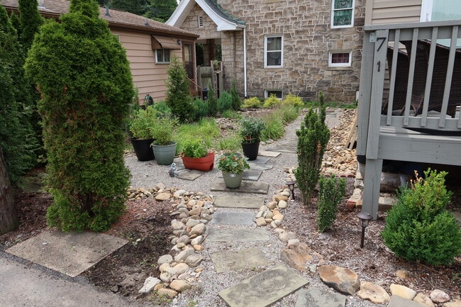 Photo - 7 Johnson St