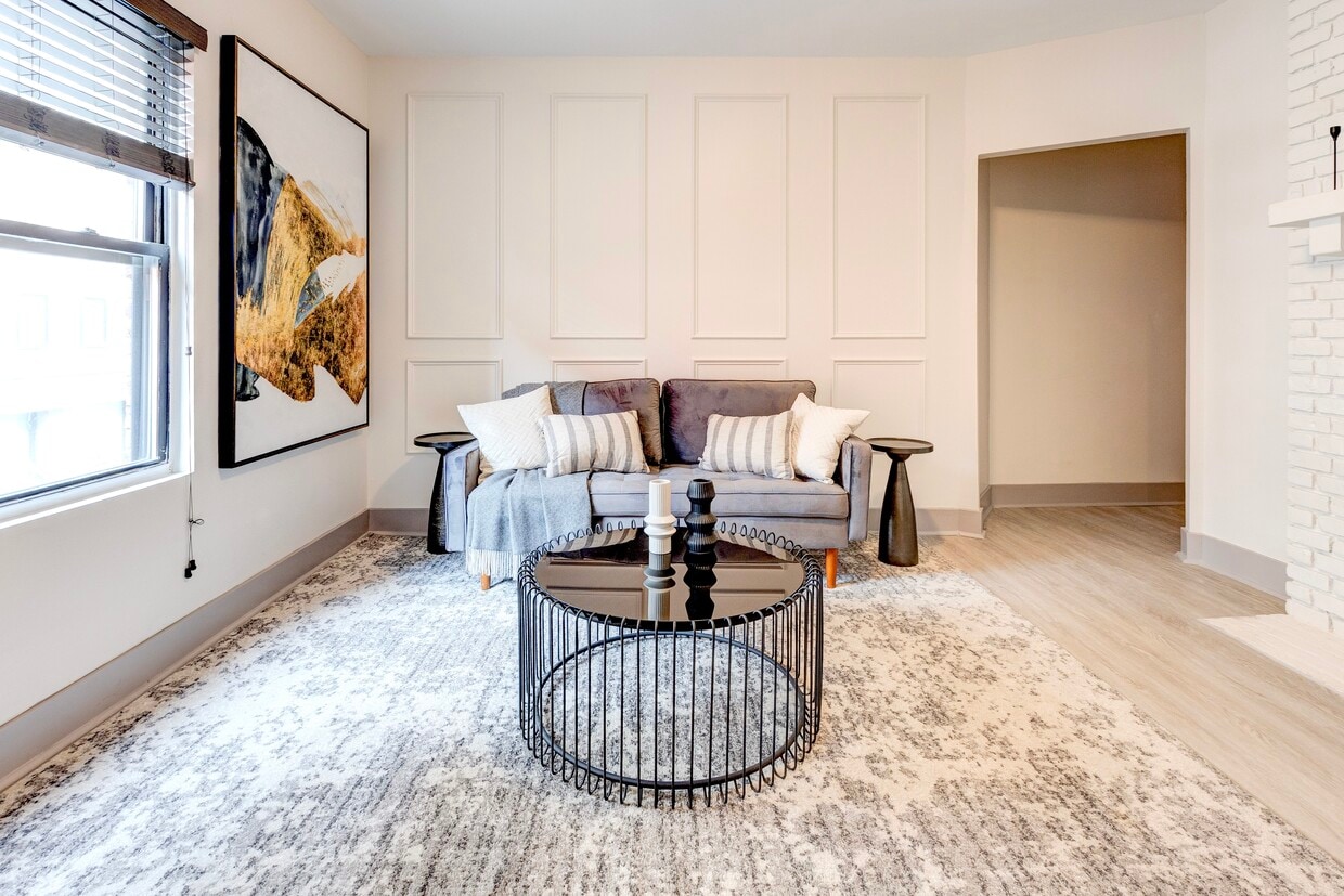 The Tobee - Cathedral St 311 (19 W. Mulber... - The Tobee - Cathedral St 311 (19 W. Mulber...