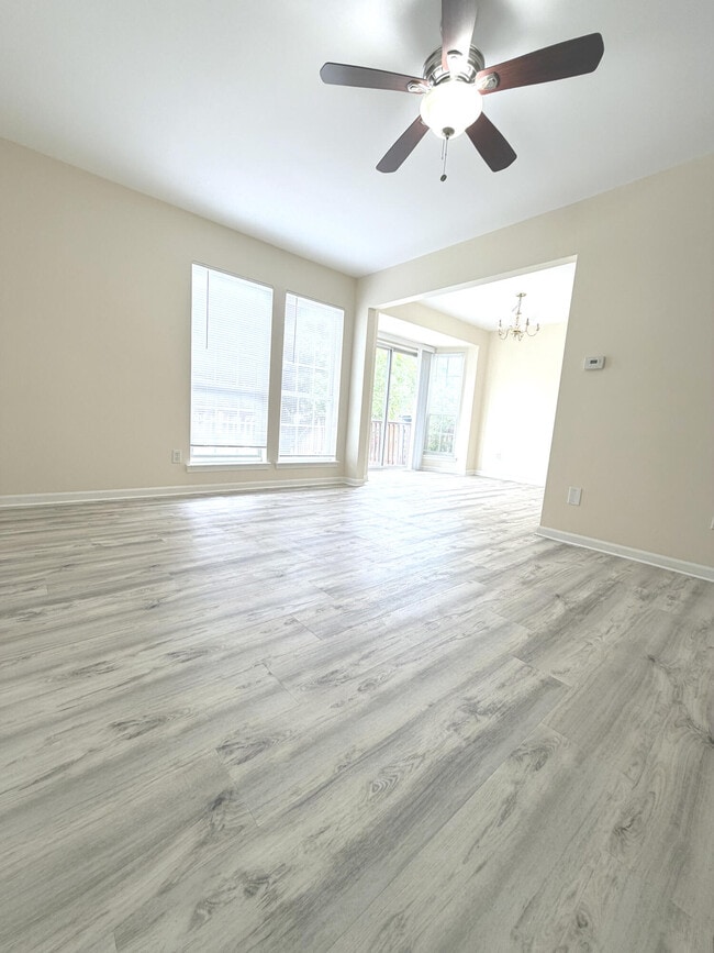 3112 Village Cir N
