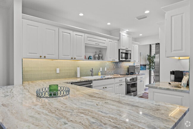 Building Photo - 13254 Polo Club Rd Unit C204 Rental
