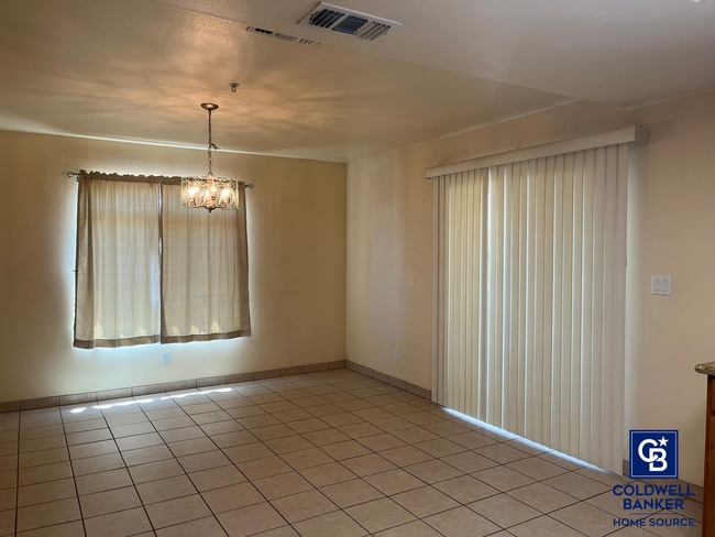 Photo - 16181 Tuscola Rd Unidad B