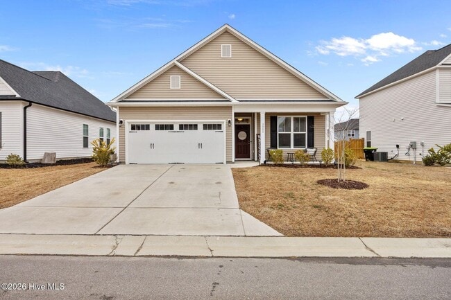 Building Photo - 3 Bed 2 Bath Unfurnished Single Family Home
