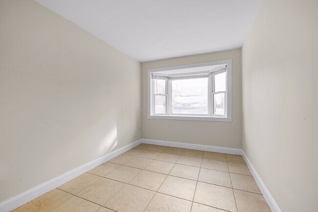 375 Dean St Unit 2