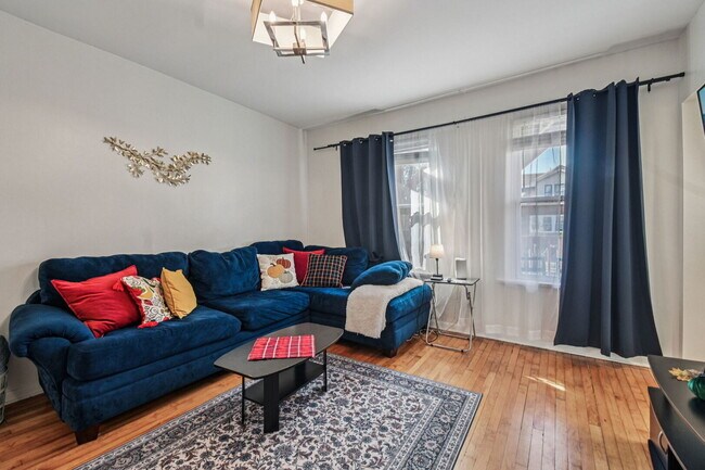 Photo - 5017 N Meade Ave