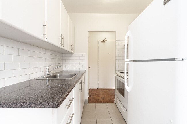 Photo - 612 Dawes Rd Unit 207