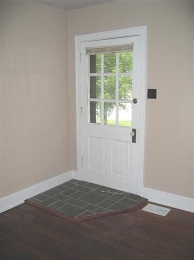 Photo - 706 Golfview Dr