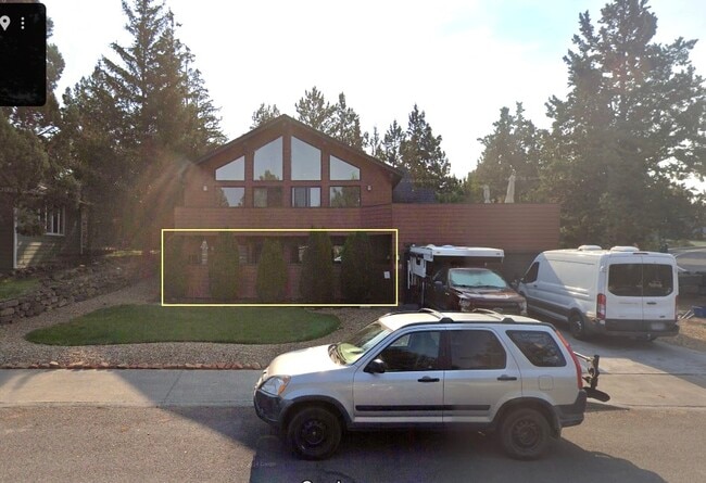 Photo - 2802 NE Ocker Dr Unit Floor 1