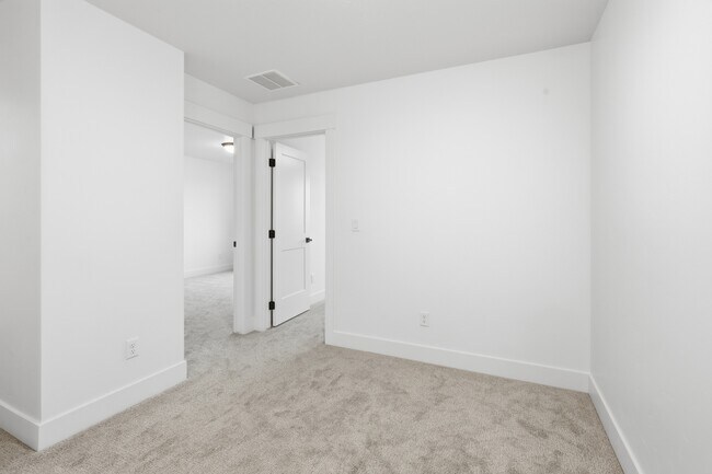 Photo - 2152 E Deep Purple Ln