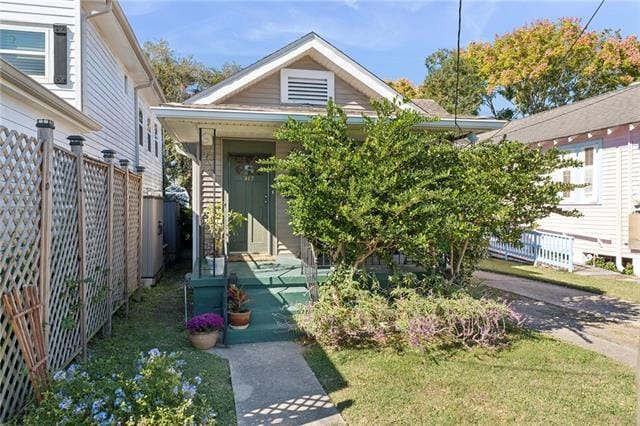 Building Photo - 317 N Bernadotte St