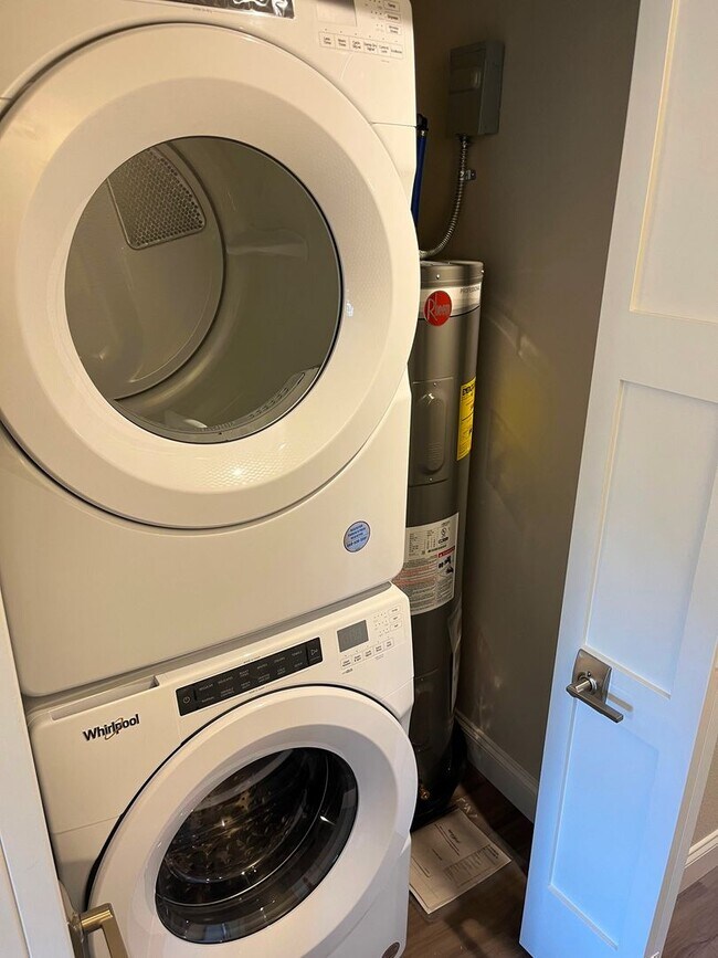 Photo - 442/444 E Lincoln Unit MKE-444