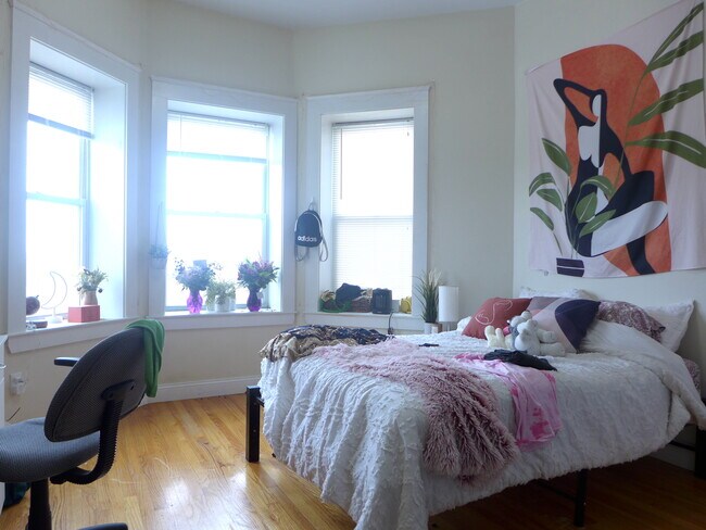 Photo - 210 Hemenway St Unit 5