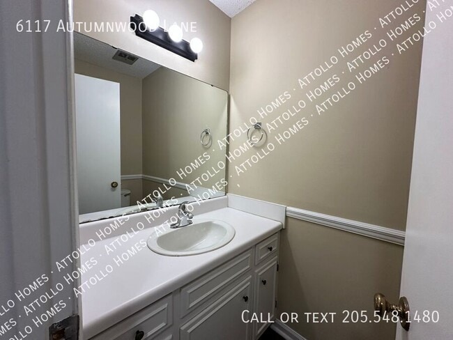 Photo - 6117 Autumnwood Ln