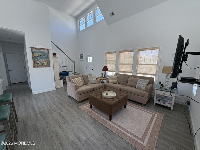 215 Heron Rd