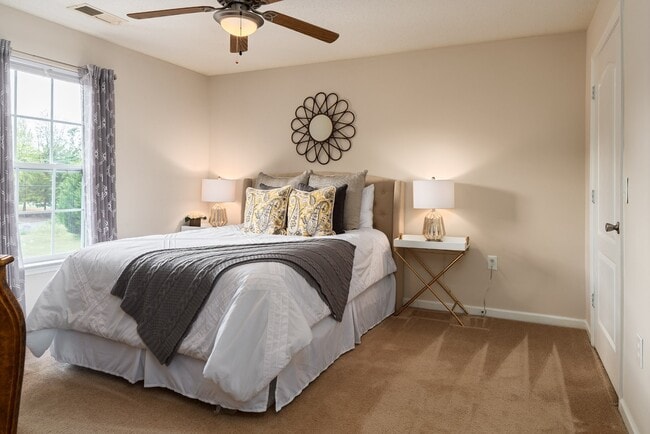 Photo - Available Now 2 Bedroom 2 Bath $1,299/mo -...