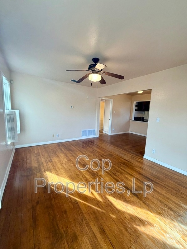 Photo - 118 Field Crest Dr