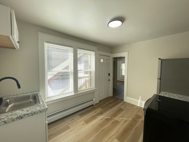 Photo - 55 Henriette St Unit 5