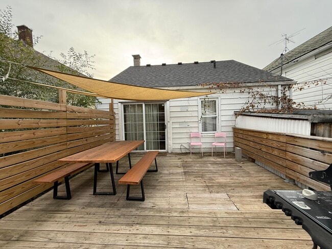 Building Photo - 12062 Moran St