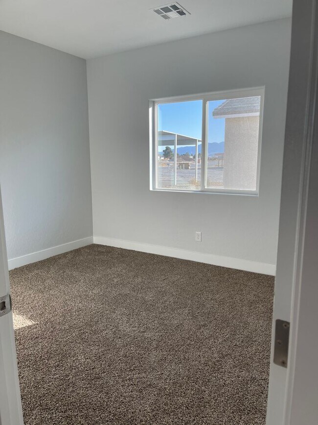 1420 Ogallala St Unit 3