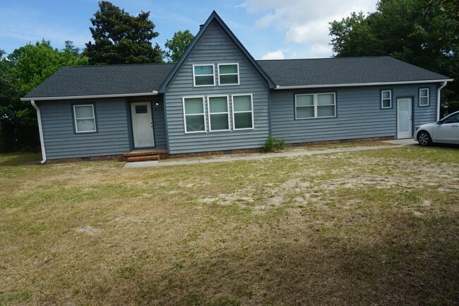 Building Photo - 814 Lorraine Dr Rental