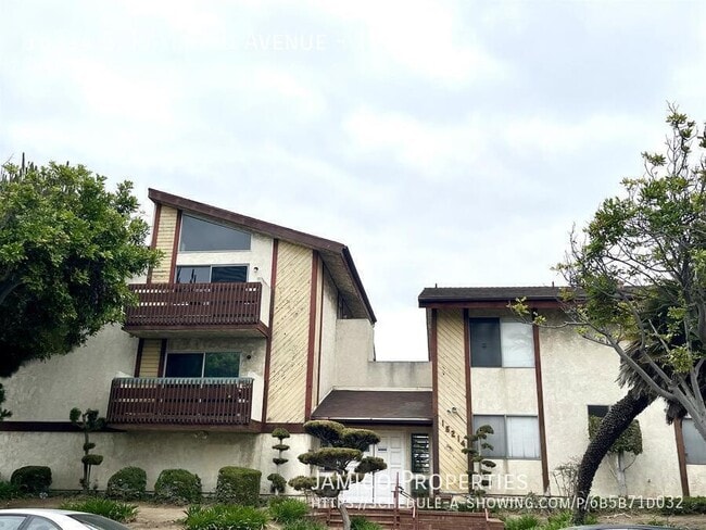 Building Photo - 15214 S Raymond Ave Unit 103