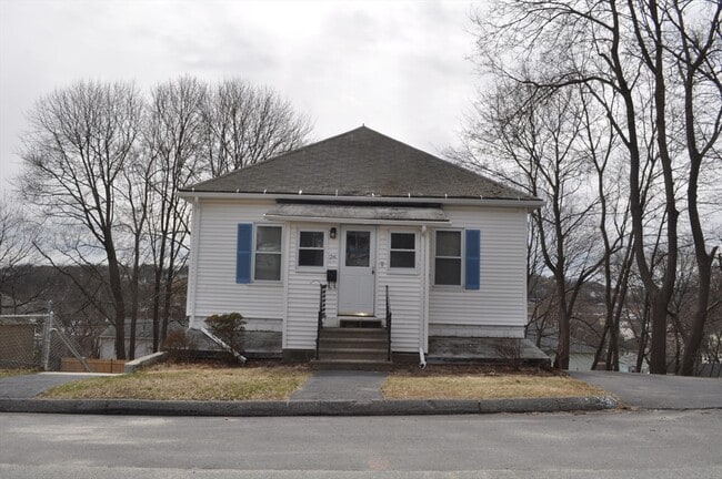 Building Photo - 26 Johnson St Unit B