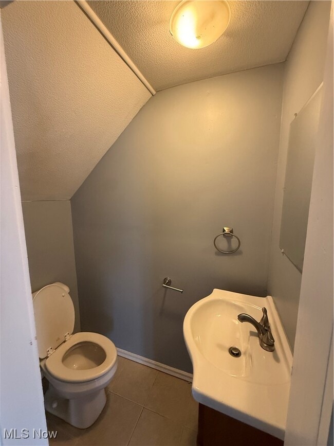 Photo - 1333 Maple Ave