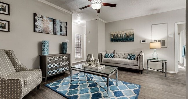 The Arbors on Forest Ridge Apartments