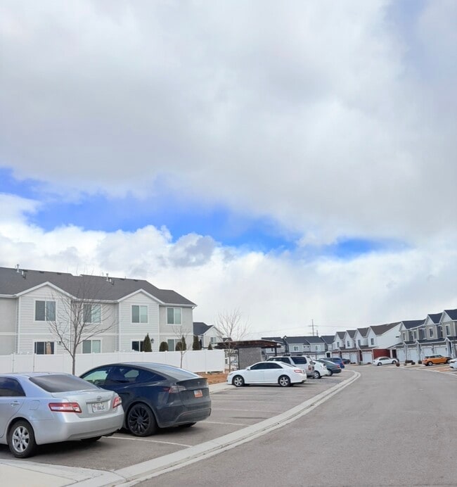 Photo - 3587 Grassland Dr Unit 1