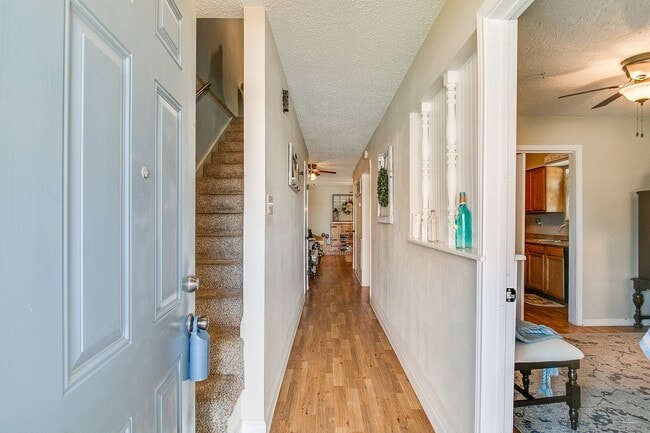 Photo - 5207 Avenue K